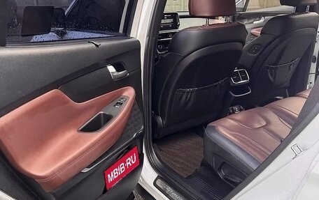 Hyundai Santa Fe III рестайлинг, 2018 год, 2 450 000 рублей, 11 фотография