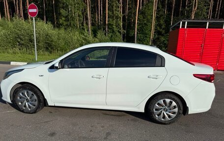 KIA Rio IV, 2017 год, 870 000 рублей, 6 фотография