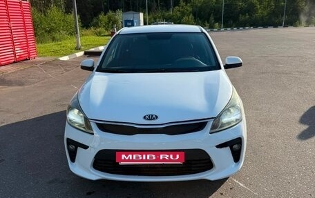 KIA Rio IV, 2017 год, 870 000 рублей, 5 фотография