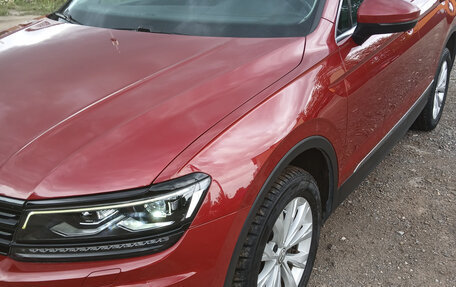 Volkswagen Tiguan II, 2017 год, 2 470 000 рублей, 2 фотография