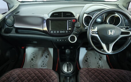 Honda Fit III, 2009 год, 799 000 рублей, 13 фотография