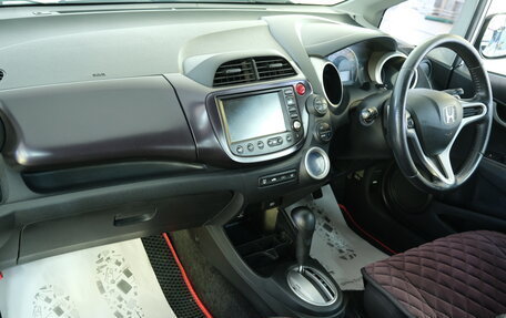 Honda Fit III, 2009 год, 799 000 рублей, 17 фотография
