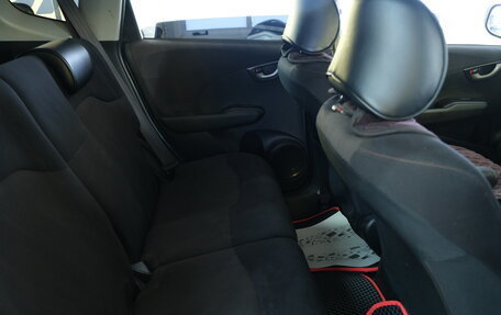 Honda Fit III, 2009 год, 799 000 рублей, 19 фотография