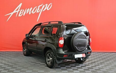 Chevrolet Niva I рестайлинг, 2018 год, 700 000 рублей, 3 фотография