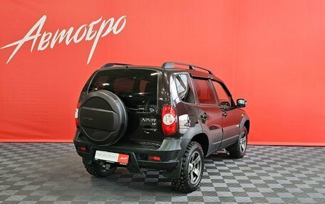 Chevrolet Niva I рестайлинг, 2018 год, 700 000 рублей, 5 фотография