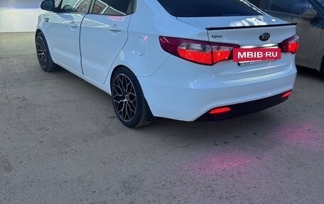 KIA Rio III рестайлинг, 2013 год, 770 000 рублей, 10 фотография