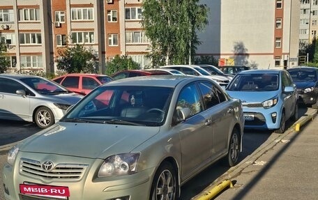 Toyota Avensis III рестайлинг, 2006 год, 600 000 рублей, 2 фотография