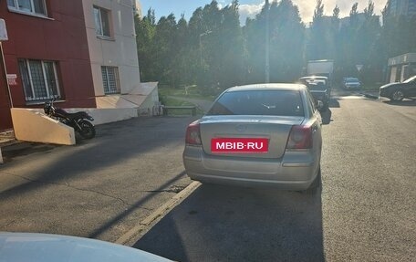 Toyota Avensis III рестайлинг, 2006 год, 600 000 рублей, 4 фотография