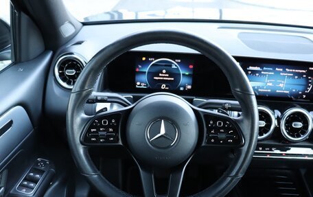 Mercedes-Benz GLB, 2021 год, 3 350 000 рублей, 13 фотография