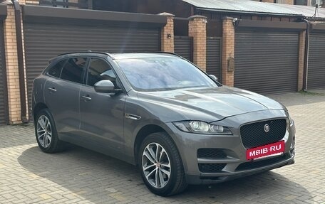 Jaguar F-Pace, 2018 год, 1 500 000 рублей, 3 фотография