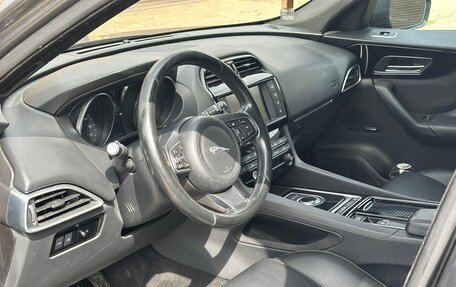 Jaguar F-Pace, 2018 год, 1 500 000 рублей, 11 фотография