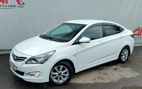 Hyundai Solaris II рестайлинг, 2015 год, 829 000 рублей, 2 фотография