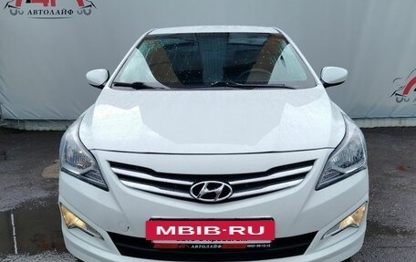 Hyundai Solaris II рестайлинг, 2015 год, 829 000 рублей, 5 фотография