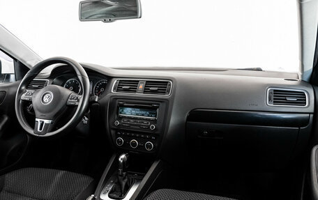 Volkswagen Jetta VI, 2012 год, 849 000 рублей, 10 фотография