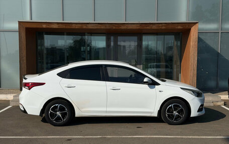 Hyundai Solaris II рестайлинг, 2017 год, 1 030 000 рублей, 5 фотография