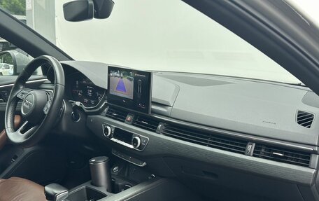 Audi A4, 2021 год, 3 180 000 рублей, 10 фотография