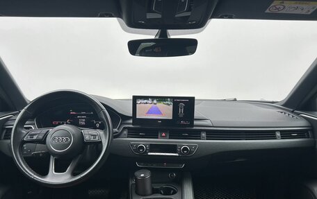 Audi A4, 2021 год, 3 180 000 рублей, 13 фотография