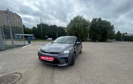 KIA Rio IV, 2018 год, 1 350 000 рублей, 2 фотография