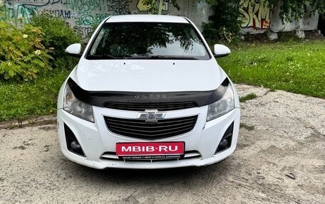 Chevrolet Cruze II, 2014 год, 800 000 рублей, 1 фотография