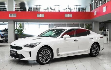 KIA Stinger I, 2018 год, 2 190 000 рублей, 1 фотография