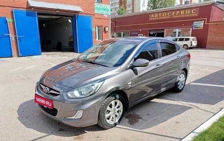 Hyundai Solaris II рестайлинг, 2012 год, 730 000 рублей, 1 фотография