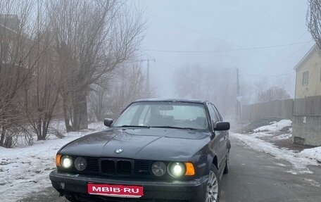 BMW 5 серия, 1993 год, 320 000 рублей, 1 фотография