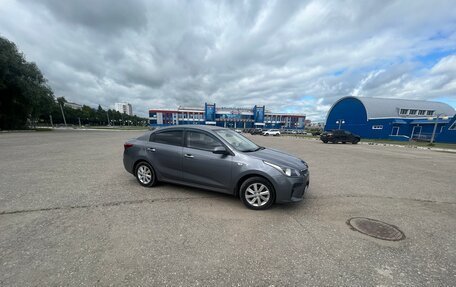 KIA Rio IV, 2018 год, 1 350 000 рублей, 9 фотография
