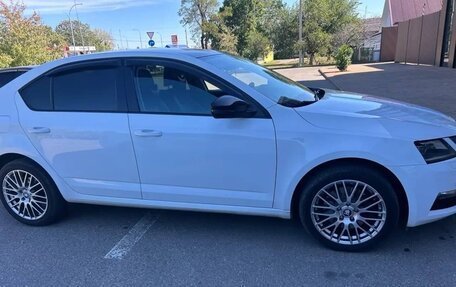Skoda Octavia, 2017 год, 1 675 000 рублей, 3 фотография