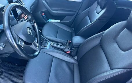 Skoda Octavia, 2017 год, 1 675 000 рублей, 2 фотография