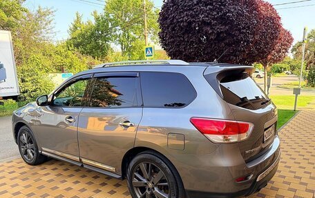 Nissan Pathfinder, 2015 год, 1 570 000 рублей, 4 фотография