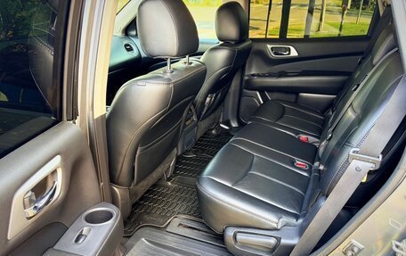 Nissan Pathfinder, 2015 год, 1 570 000 рублей, 12 фотография
