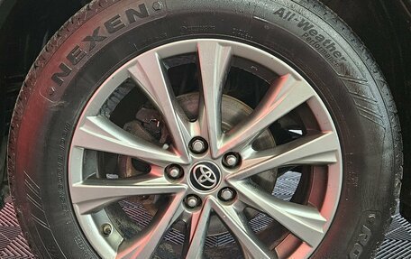 Toyota RAV4, 2016 год, 2 390 000 рублей, 20 фотография