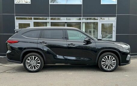 Toyota Highlander, 2026 год, 5 750 000 рублей, 4 фотография