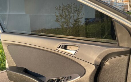 Hyundai Solaris II рестайлинг, 2014 год, 950 000 рублей, 7 фотография