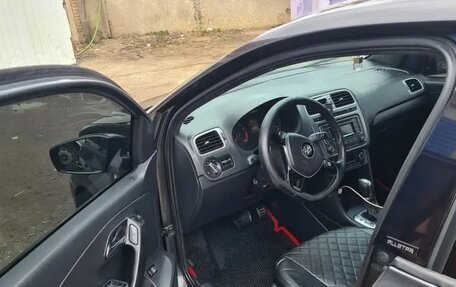 Volkswagen Polo VI (EU Market), 2016 год, 490 000 рублей, 9 фотография
