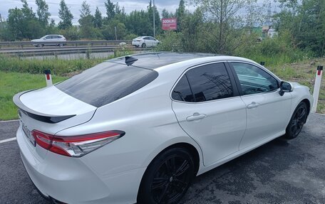 Toyota Camry, 2020 год, 2 500 000 рублей, 8 фотография