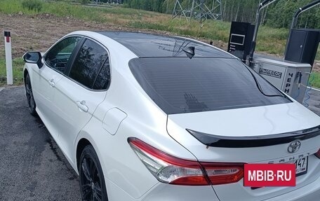 Toyota Camry, 2020 год, 2 500 000 рублей, 5 фотография