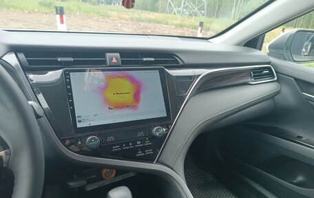 Toyota Camry, 2020 год, 2 500 000 рублей, 16 фотография