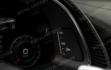 Audi R8, 2019 год, 18 600 000 рублей, 16 фотография