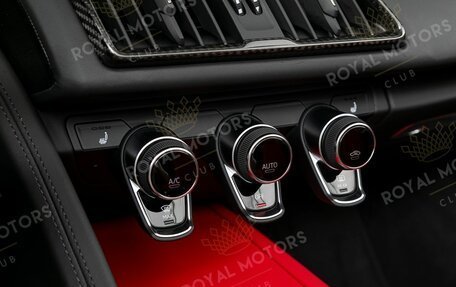 Audi R8, 2019 год, 18 600 000 рублей, 19 фотография