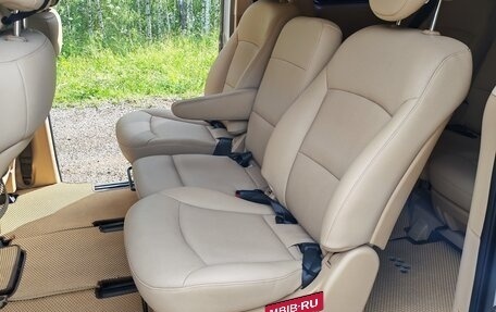 Hyundai Grand Starex Grand Starex I рестайлинг 2, 2008 год, 1 410 000 рублей, 15 фотография