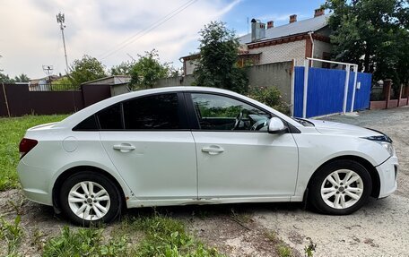 Chevrolet Cruze II, 2014 год, 800 000 рублей, 6 фотография