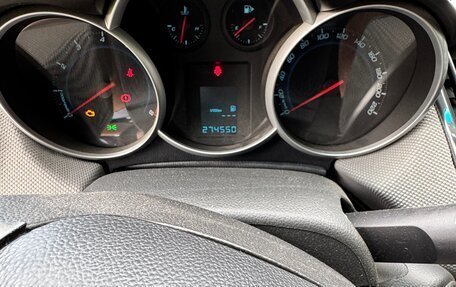 Chevrolet Cruze II, 2014 год, 800 000 рублей, 16 фотография