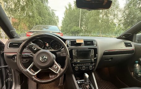 Volkswagen Jetta VI, 2016 год, 1 650 000 рублей, 6 фотография