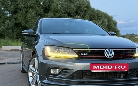 Volkswagen Jetta VI, 2016 год, 1 650 000 рублей, 4 фотография