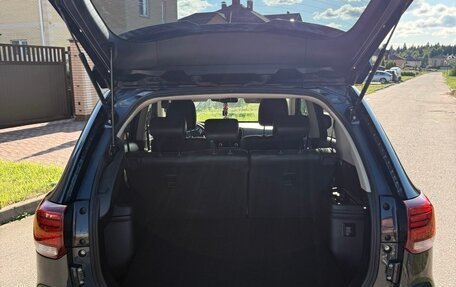 Mitsubishi Outlander III рестайлинг 3, 2021 год, 2 900 000 рублей, 14 фотография