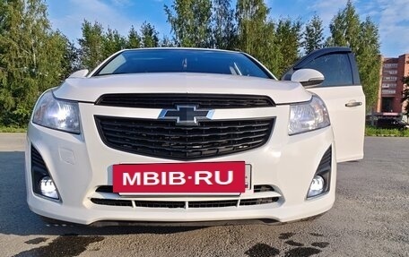 Chevrolet Cruze II, 2014 год, 1 000 000 рублей, 2 фотография