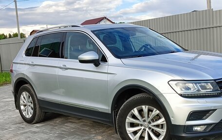 Volkswagen Tiguan II, 2017 год, 1 950 000 рублей, 3 фотография