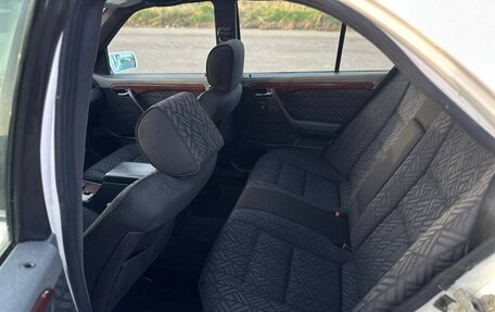 Mercedes-Benz C-Класс, 1994 год, 320 000 рублей, 17 фотография