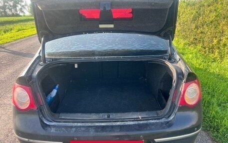 Volkswagen Passat B6, 2006 год, 650 000 рублей, 3 фотография